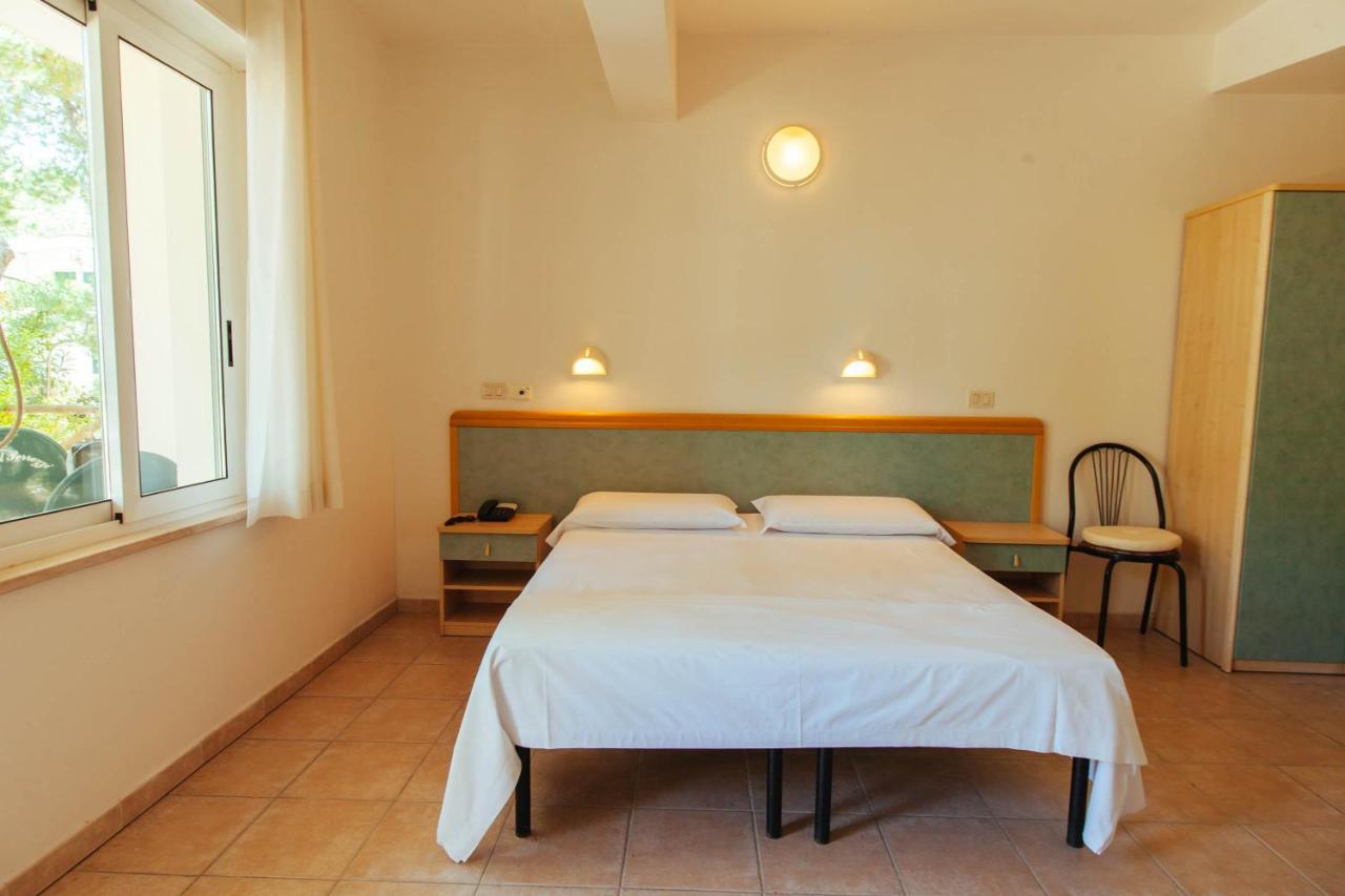 Hotel Perrozzi 瓦斯托 客房 照片